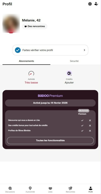 Page profil Badoo Premium avec badge vérification et abonnement actif